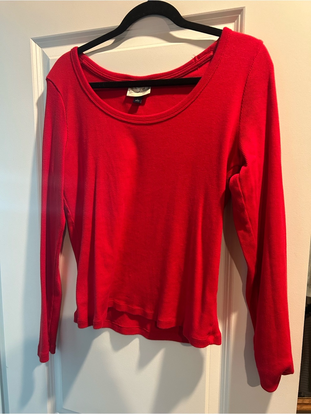 Universal Thread Red Ribbed Long-Sleeve Scoop Neck Top